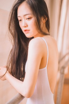 我的妺妺H伦浴室R小说